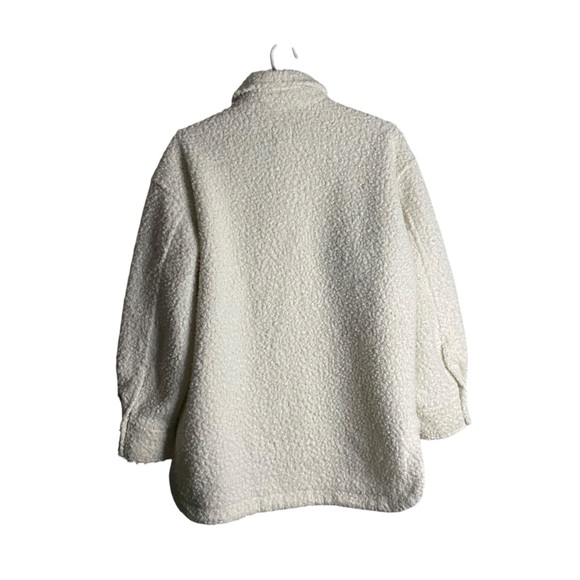 H&M Women's Casual Teddy Sherpa Shacket - Picture 8 of 8